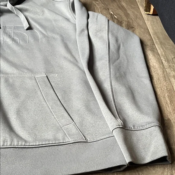 The North Face Men's Light Gray Embroidered Logo Hoodie - Picture 5 of 9